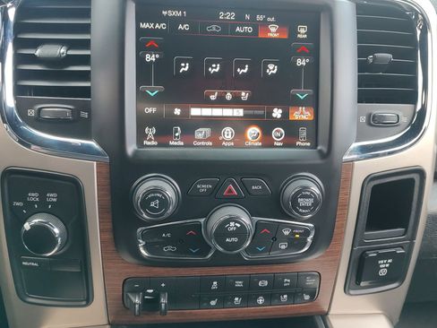 Used 2015 RAM 2500 Laramie image 16