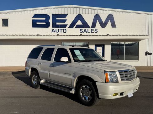 Used 2003 Cadillac Escalade 2WD w/ Marketing Vehicle Package image 1