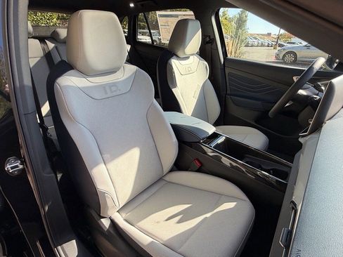 New 2025 Volkswagen ID.4 Pro S AWD/4WD image 12