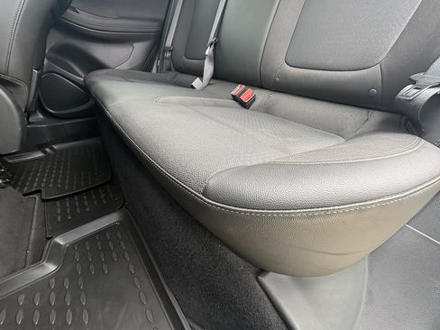 Used 2023 Buick Encore GX Preferred w/ Cold Weather Comfort Package FWD image 20