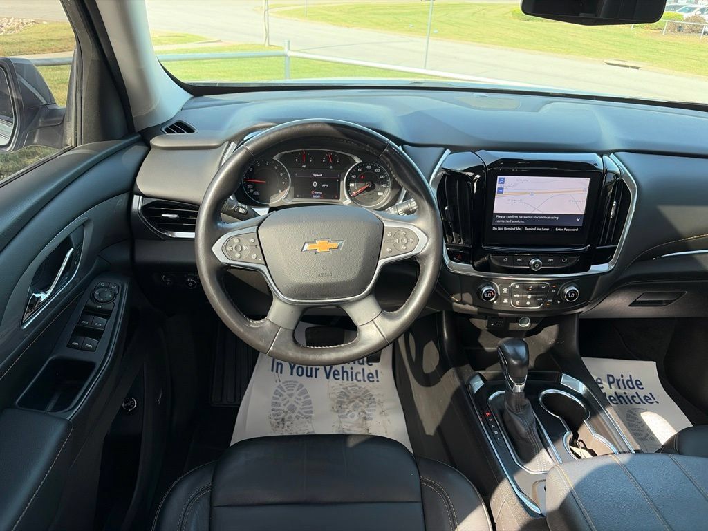 Used 2021 Chevrolet Traverse LT w/ LT Premium Package AWD/4WD image 47