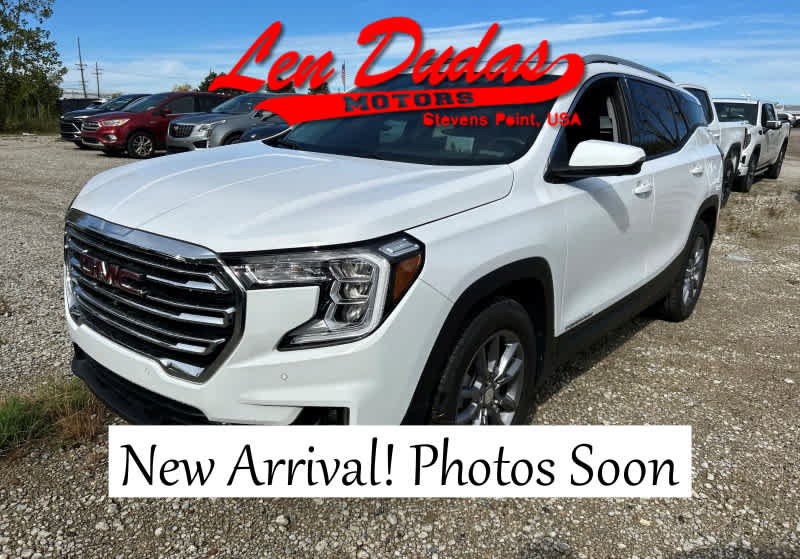 Used 2024 GMC Terrain SLT w/ Infotainment Package II AWD/4WD image 1