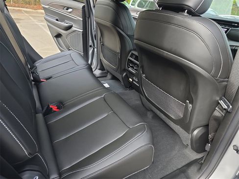 New 2025 Jeep Grand Cherokee Limited w/ Luxury Tech Group II image 11