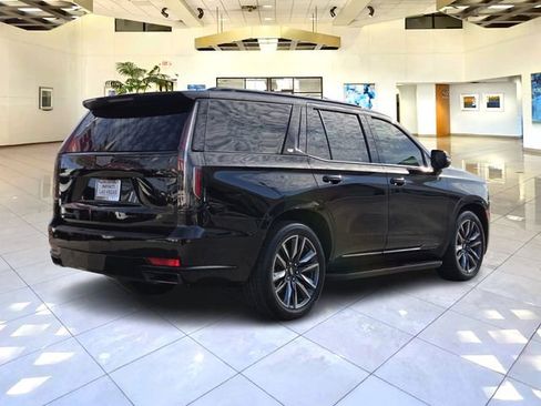 Used 2021 Cadillac Escalade Sport Platinum w/ Heavy-Duty Trailer Package AWD/4WD image 5