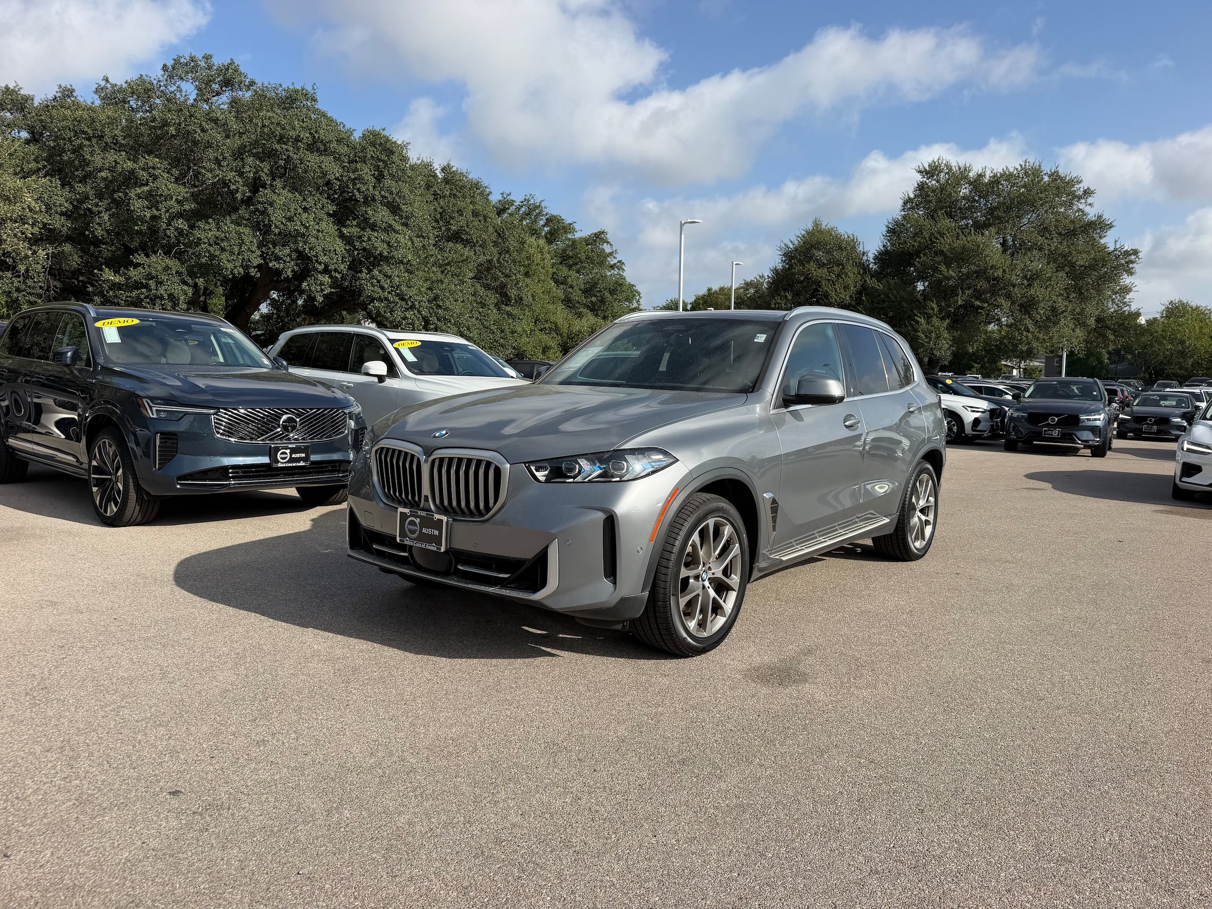 Used 2024 BMW X5 xDrive40i AWD/4WD image 2