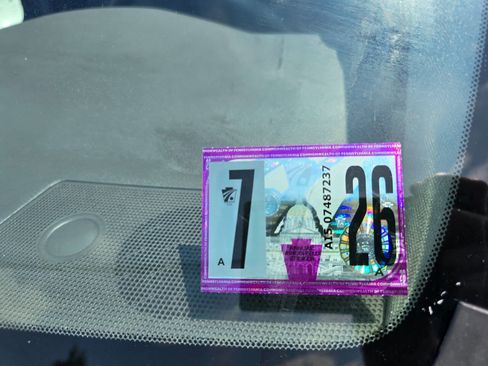 Used 2017 Nissan NV 2500 SL image 9