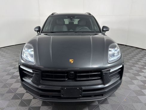 Certified 2024 Porsche Macan AWD/4WD image 6