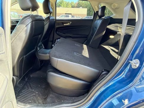 Used 2023 Ford Edge Titanium AWD/4WD image 11