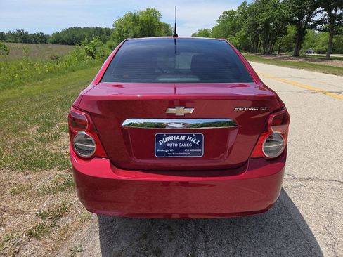 Used 2014 Chevrolet Sonic LT FWD image 4