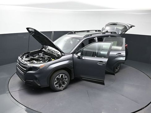 New 2026 Subaru Forester Premium image 30