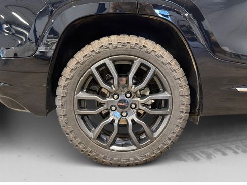 Used 2023 GMC Terrain Denali w/ Black Diamond Edition AWD/4WD image 53
