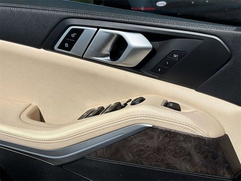 Used 2019 BMW X5 xDrive40i w/ Convenience Package image 21