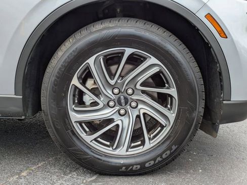 Used 2021 Lincoln Aviator AWD w/ Elements Package image 10