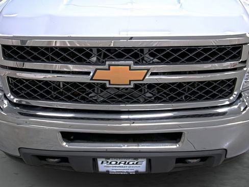 Used 2012 Chevrolet Silverado 2500 W/T image 16