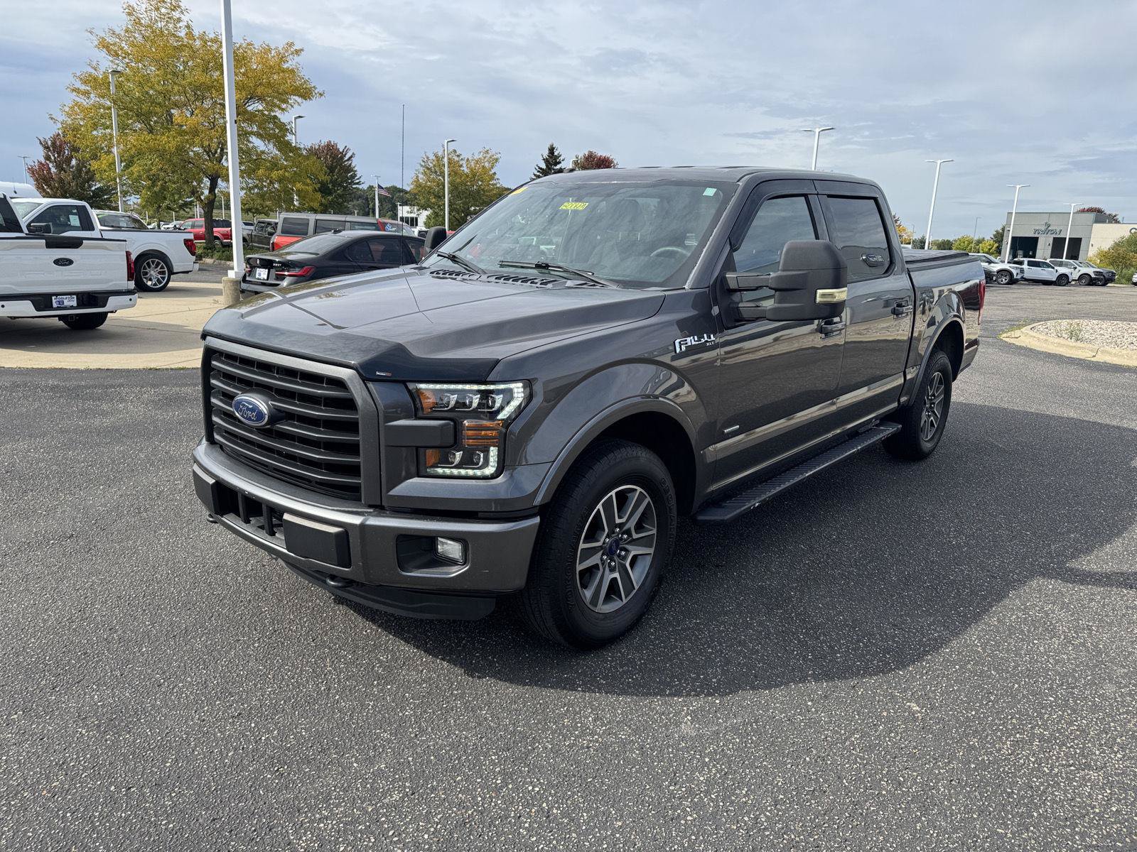 Used 2016 Ford F150 XLT w/ Equipment Group 302A Luxury AWD/4WD image 7