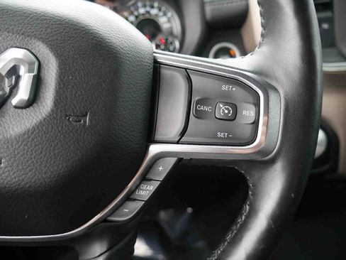 Used 2020 RAM 1500 Laramie image 39