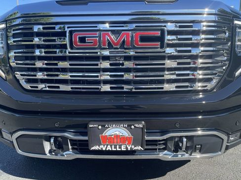 New 2026 GMC Sierra 1500 Denali w/ Denali Reserve Package AWD/4WD image 32