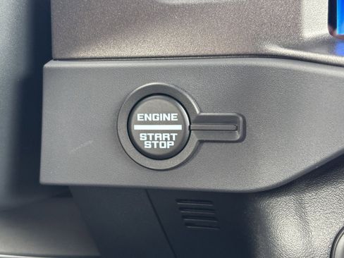 New 2025 Ford Bronco 4-Door image 6