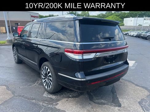 Used 2023 Lincoln Navigator L Black Label AWD/4WD image 3