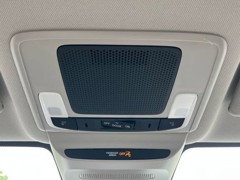 New 2026 Honda HR-V LX image 33