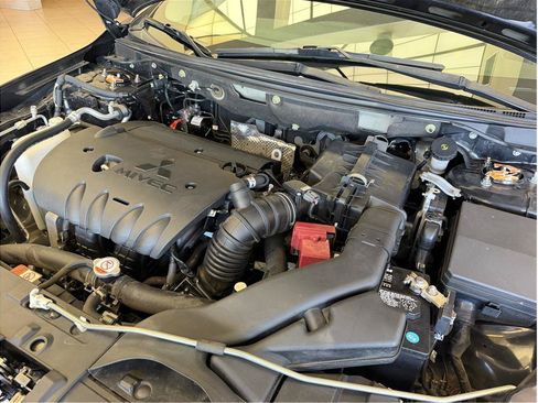 Used 2014 Mitsubishi Lancer ES FWD image 25