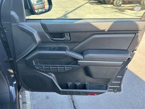 Certified 2025 Toyota Tacoma SR5 image 26