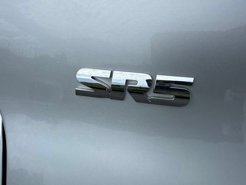 Used 2024 Toyota 4Runner SR5 RWD image 39