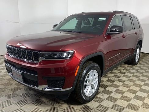 New 2026 Jeep Grand Cherokee L Laredo image 2