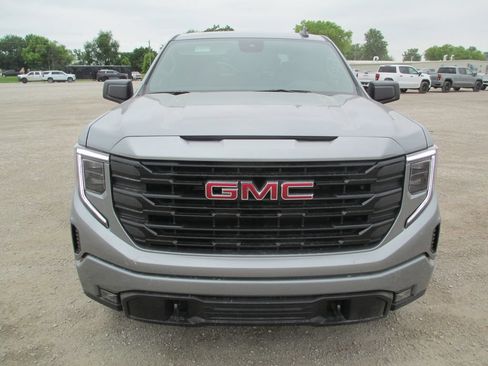 New 2026 GMC Sierra 1500 Elevation AWD/4WD image 12