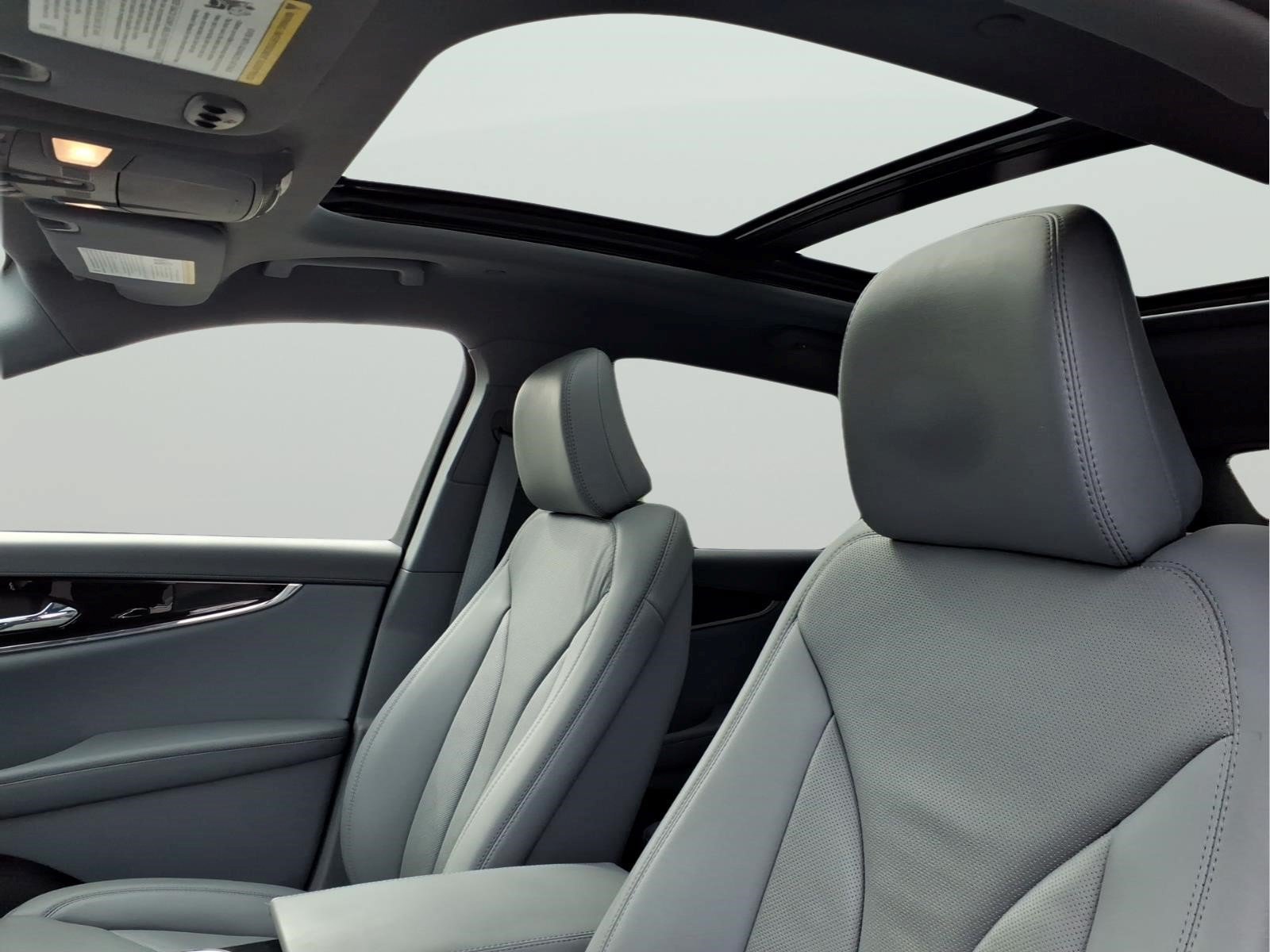 Certified 2023 Lincoln Nautilus Reserve FWD image 17