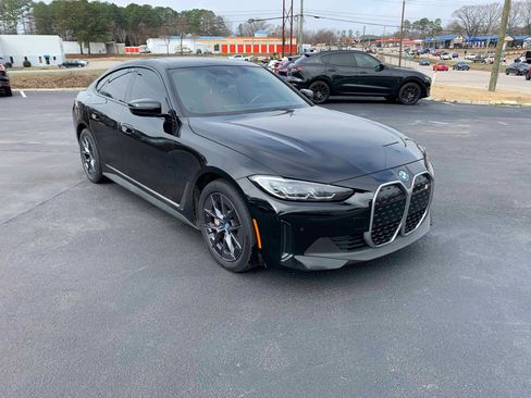 Used 2023 BMW i4 eDrive35 w/ Premium Package image 13