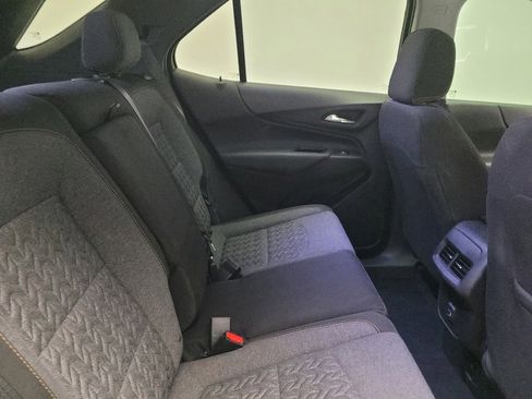 Used 2022 Chevrolet Equinox LT FWD image 19