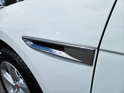 Used 2020 Jaguar F-PACE Premium AWD/4WD image 9
