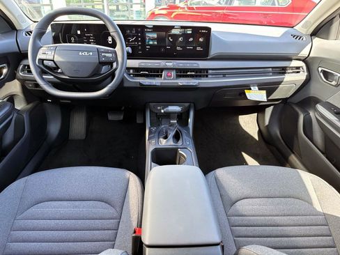 New 2025 Kia K4 EX image 13