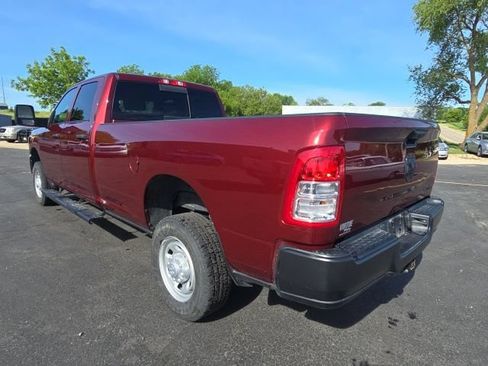 Used 2024 RAM 2500 Tradesman AWD/4WD image 5