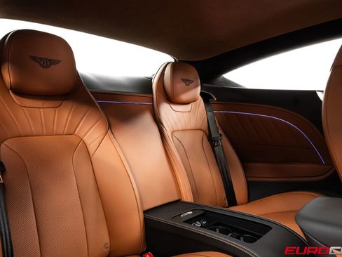 Used 2024 Bentley Continental GT AWD/4WD image 37