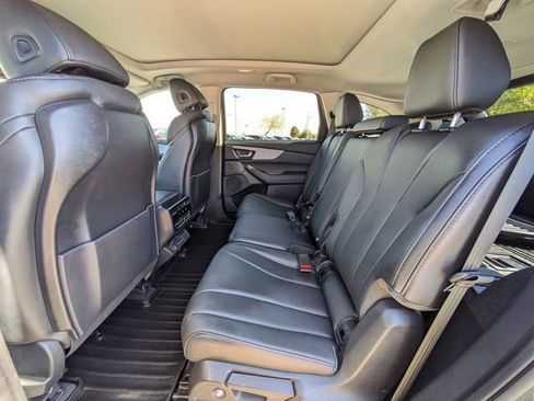 Used 2025 Acura MDX SH-AWD image 16