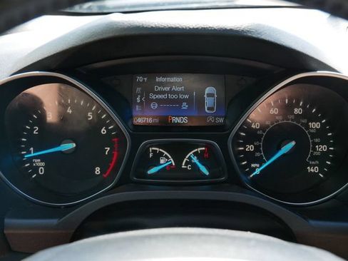 Used 2019 Ford Escape Titanium AWD/4WD image 21