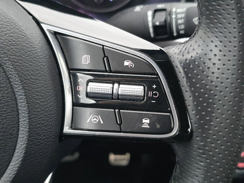 Used 2024 Kia Forte GT-Line w/ GT-Line Premium Package image 17