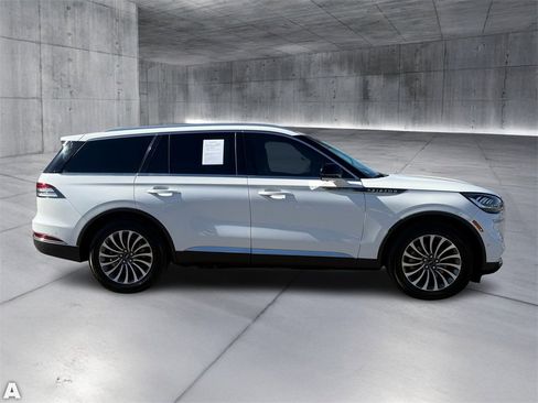 Used 2020 Lincoln Aviator Reserve w/ Equipment Group 201A image 8
