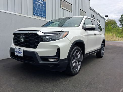 Used 2023 Honda Passport EX-L image 1