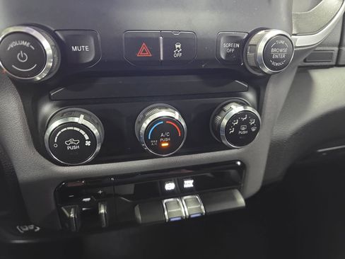 Used 2024 RAM 3500 Big Horn image 23