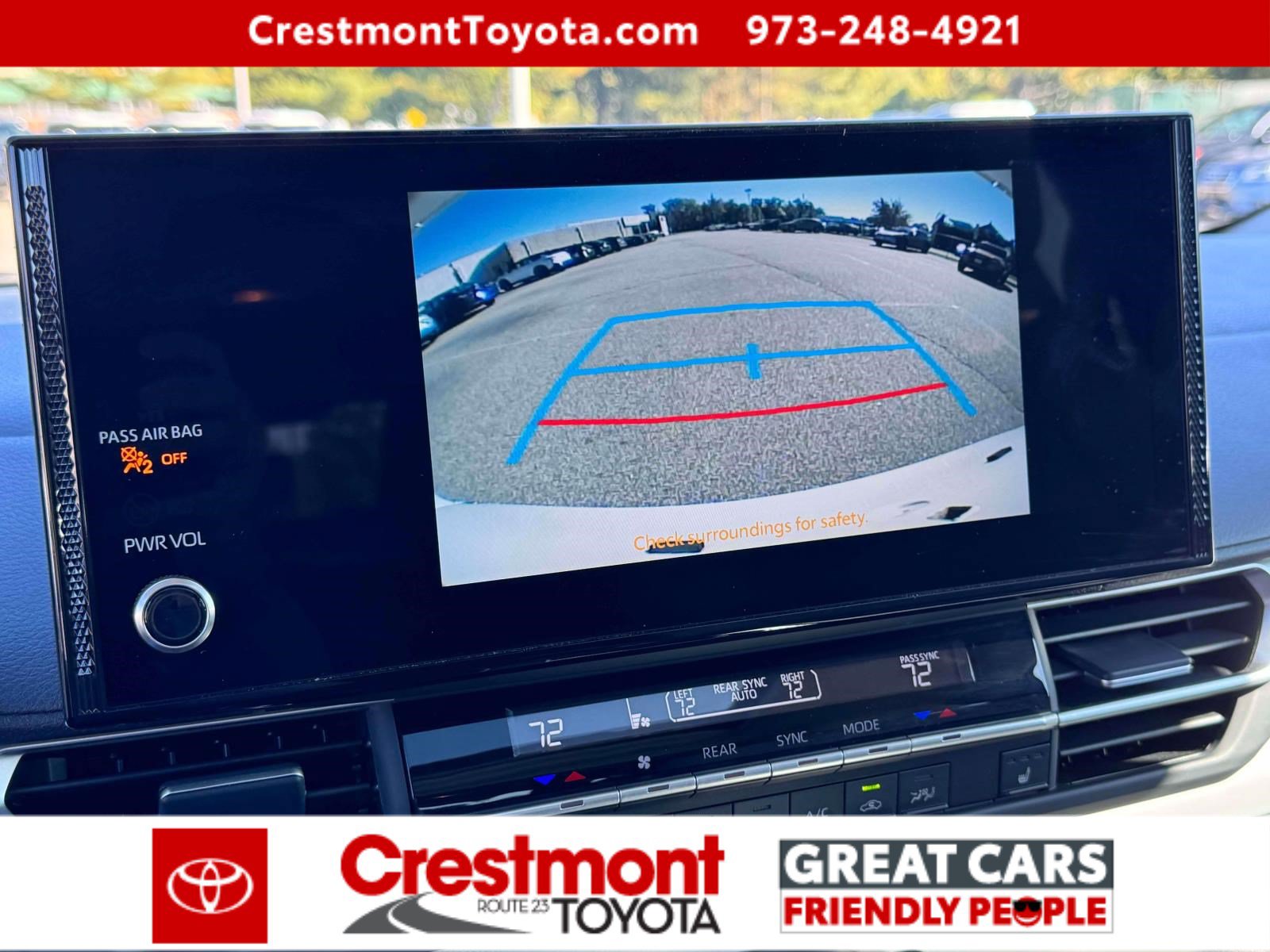 Used 2025 Toyota Sienna XLE w/ XLE Plus Package AWD/4WD image 21