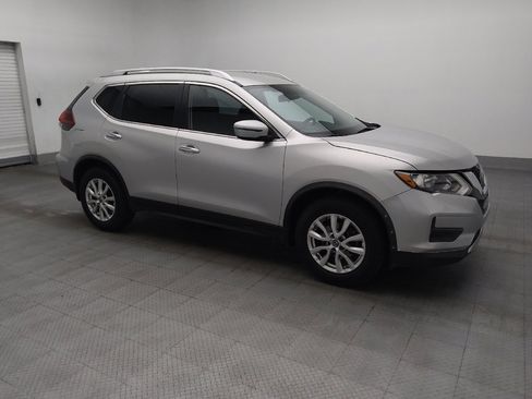 Used 2020 Nissan Rogue S w/ Special Edition Package FWD image 11