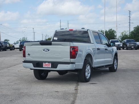New 2026 Ford F150 XLT w/ Equipment Group 301A Standard RWD image 4
