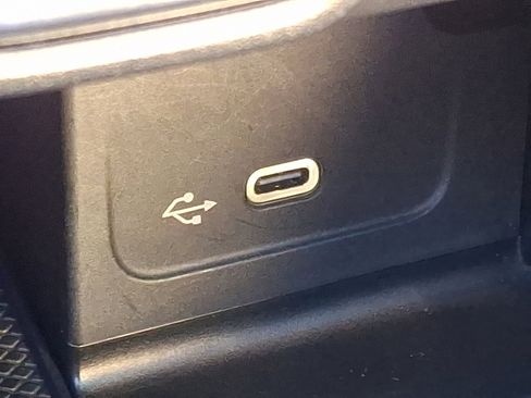 Certified 2023 Mercedes-Benz C 300 4MATIC Sedan image 25