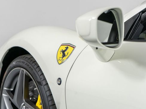 Certified 2023 Ferrari F8 Tributo image 15