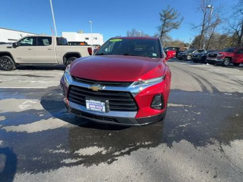 Certified 2022 Chevrolet Blazer Premier image 3