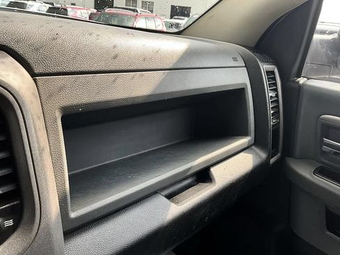 Used 2018 RAM 2500 Tradesman w/ Chrome Appearance Group AWD/4WD image 25