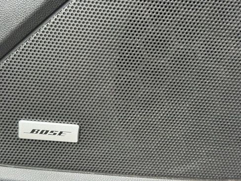 Used 2022 Chevrolet Equinox RS w/ RS Leather Package image 23